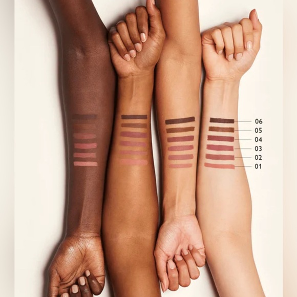 NWT Victoria Beckham Beauty Lip Definer No. 2 - Picture 4 of 5